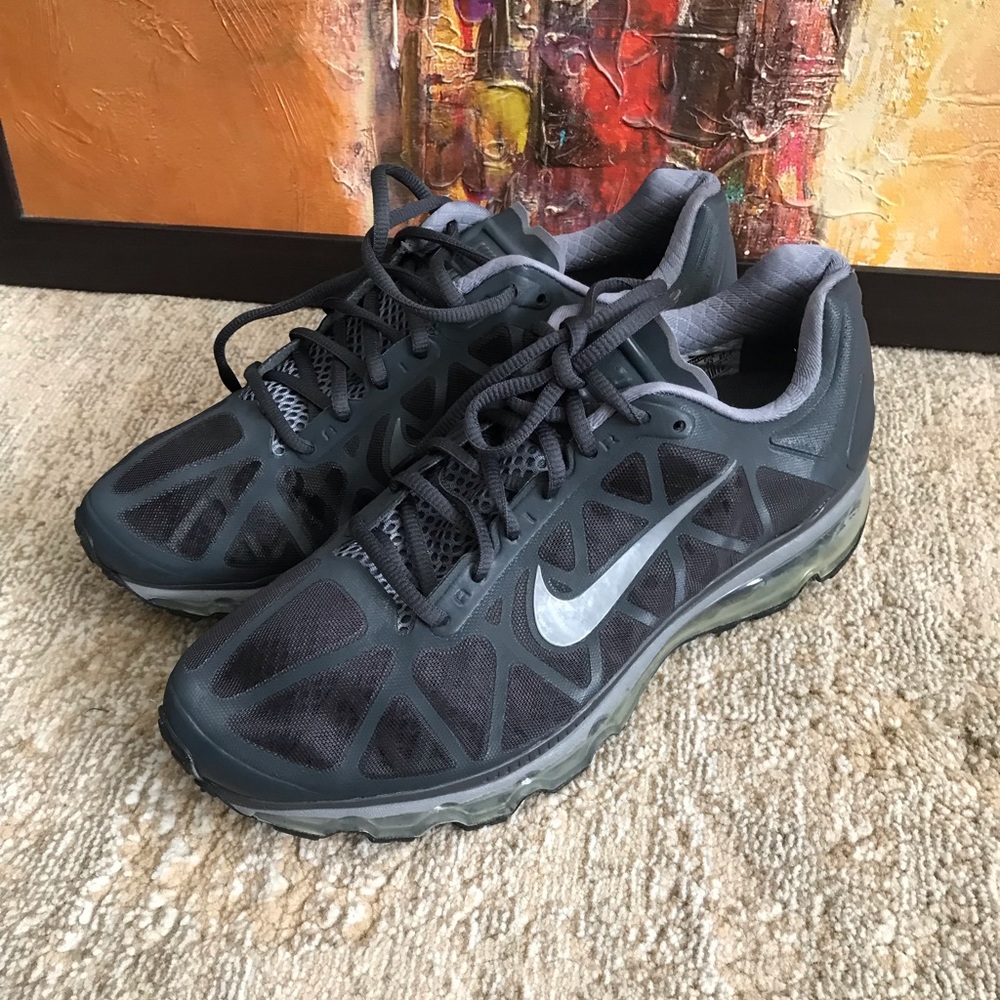 Nike Air Max Size 9.5
